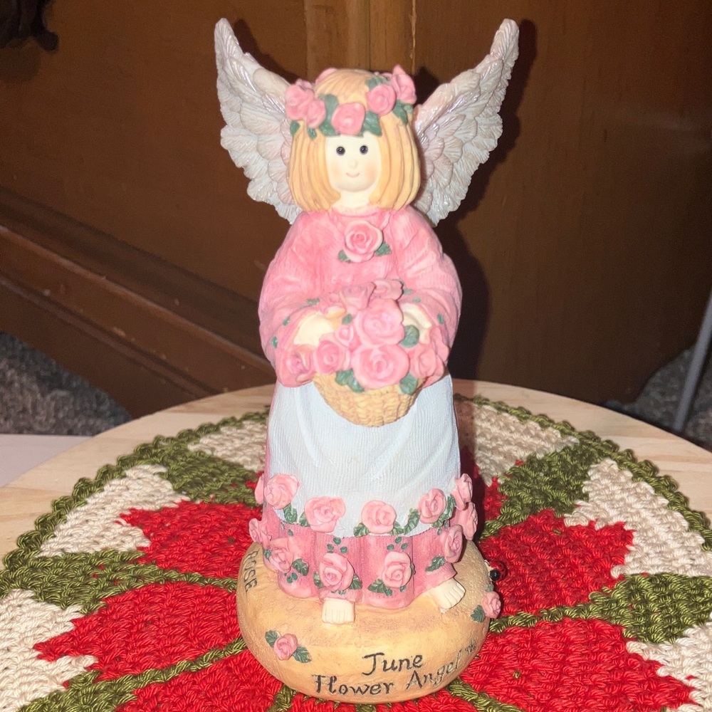 Linda Grayson 1995 June Flower Angel Figurine - Pink and White